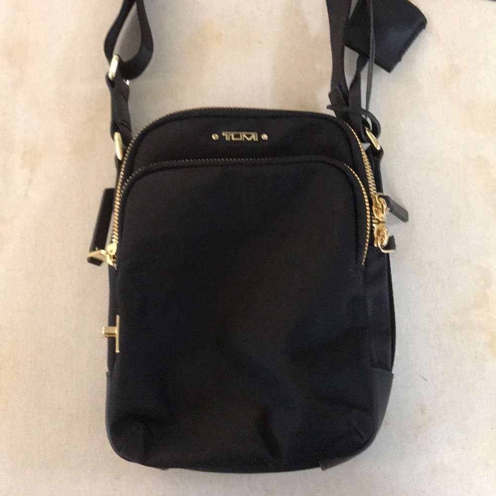 Tumi Ruma Crossbody bag EUC
